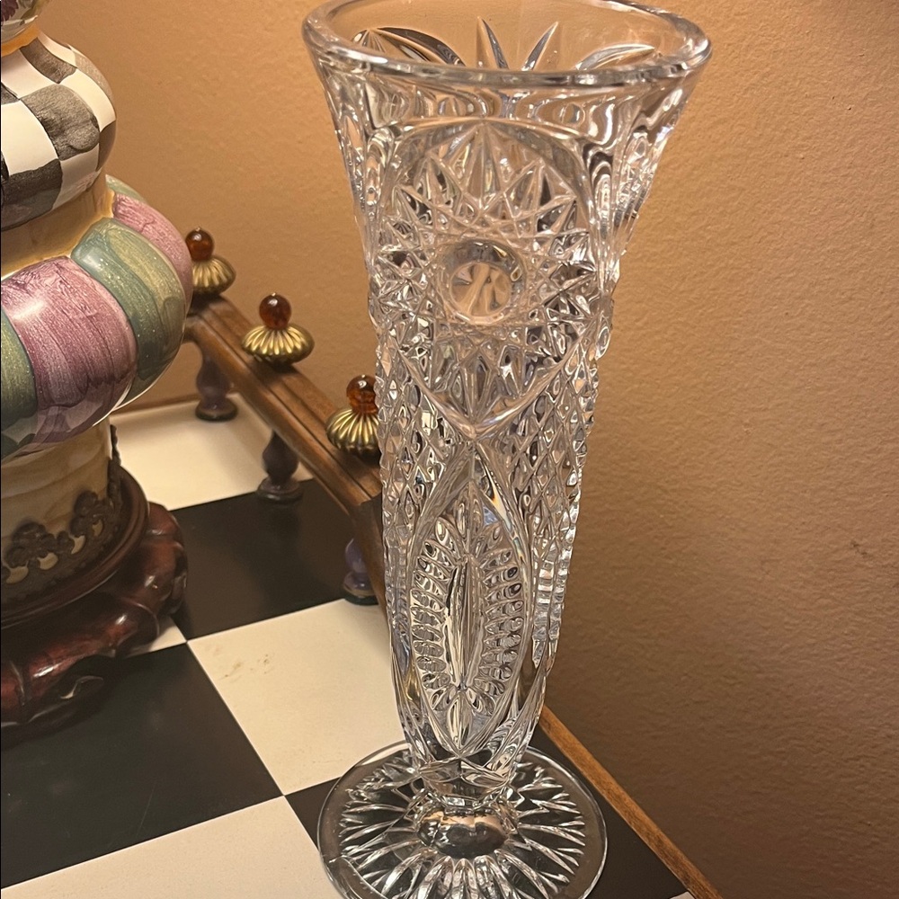 Elegant Crystal Vase